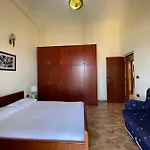 The First Hotell Sarandë