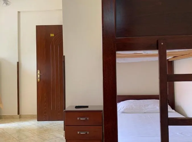 The First 3* Sarandë